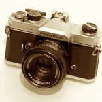 2014 will belong to the retro mirrorless cameras 