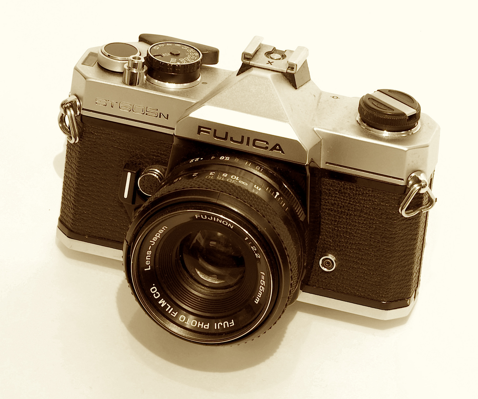 2014 will belong to the retro mirrorless cameras 